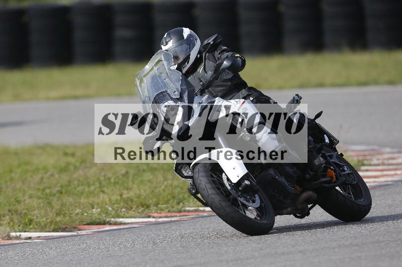 /Archiv-2024/17 01.05.2024 Speer Racing ADR/Schnuppertraining